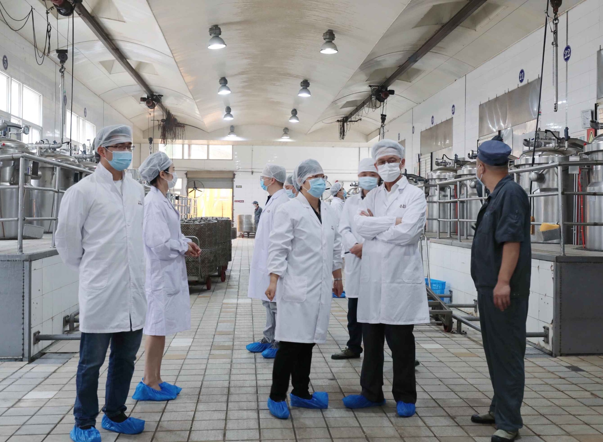 1653901460124813