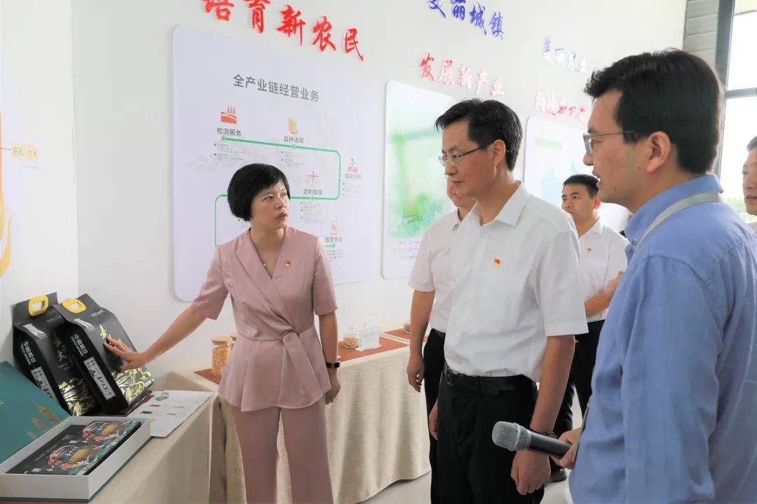 1663932883330101